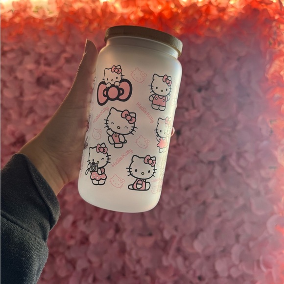 Welcome to My show Custom your cup with me live 🥰 - Picture 3 of 8